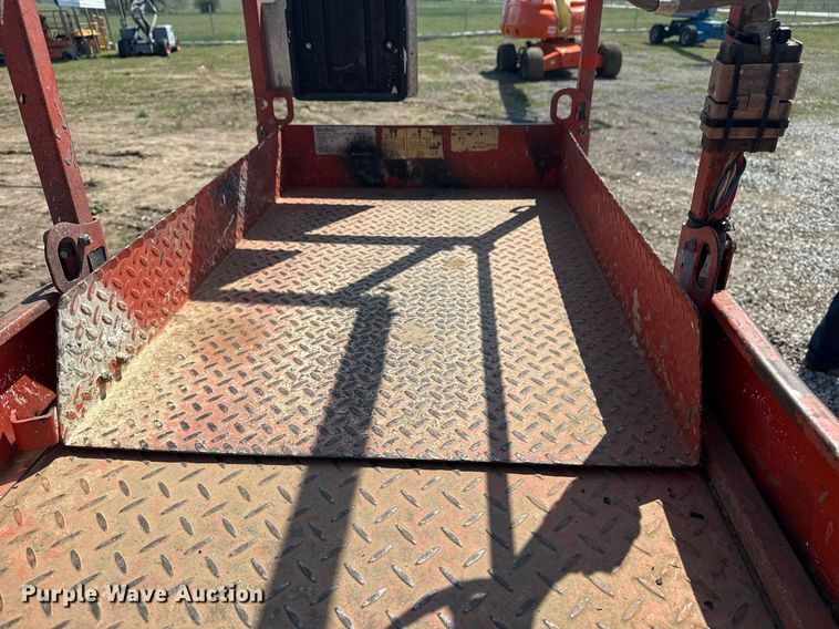 image for item DM5704 2007 Skyjack SJIII 3226 scissor lift