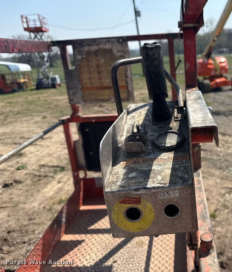 image for item DM5704 2007 Skyjack SJIII 3226 scissor lift