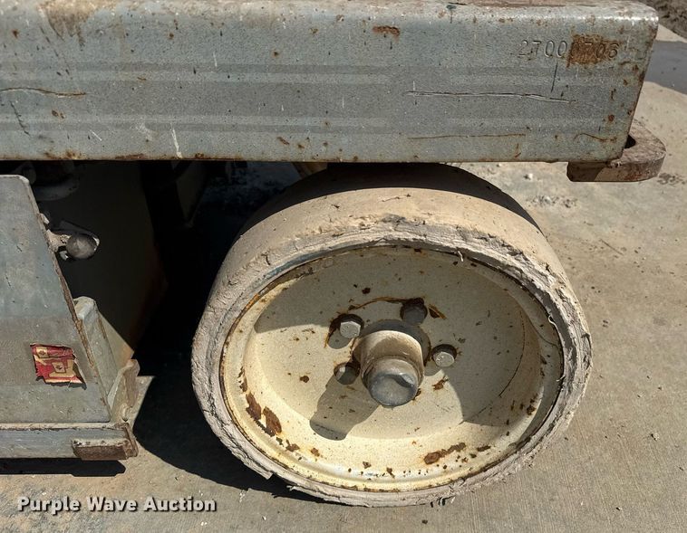 image for item DM5704 2007 Skyjack SJIII 3226 scissor lift