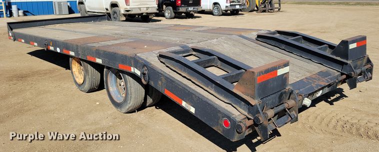 image for item DN3710 1997 Eager Beaver equipment trailer