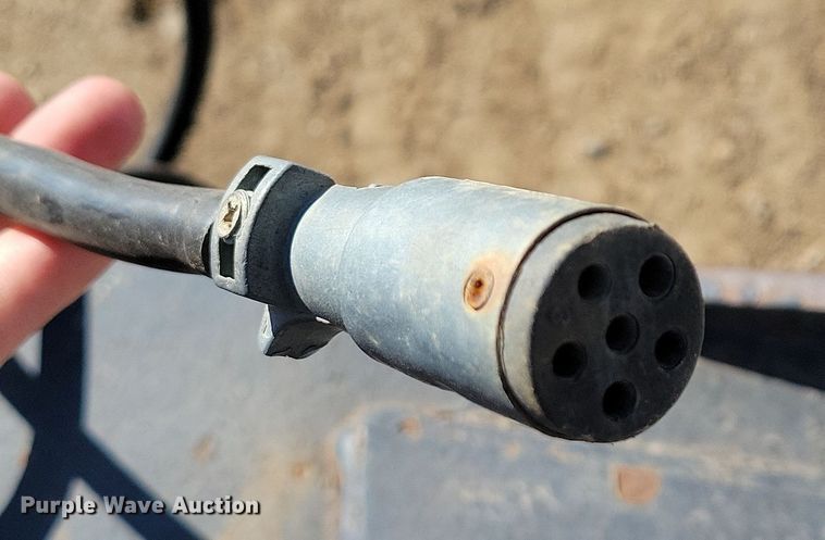 image for item DN3710 1997 Eager Beaver equipment trailer