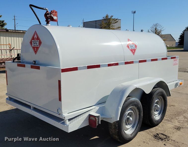 image for item DN3721 1993 Gold Star fuel trailer