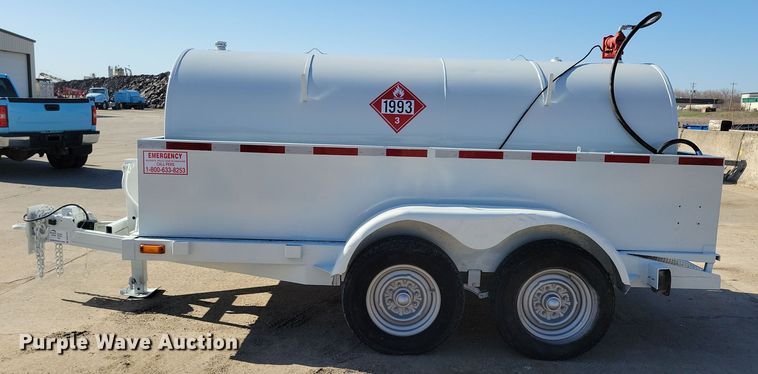 image for item DN3721 1993 Gold Star fuel trailer