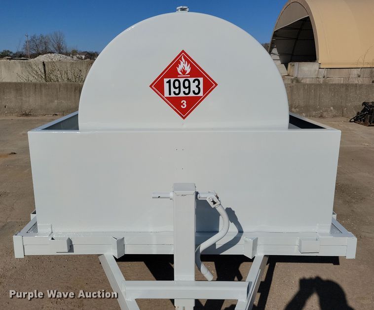 image for item DN3721 1993 Gold Star fuel trailer