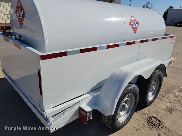 image for item DN3721 1993 Gold Star fuel trailer