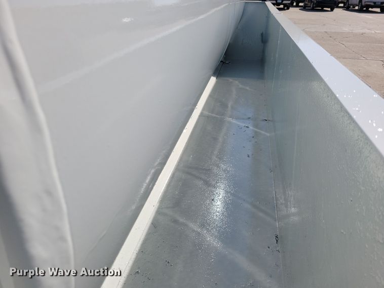 image for item DN3721 1993 Gold Star fuel trailer