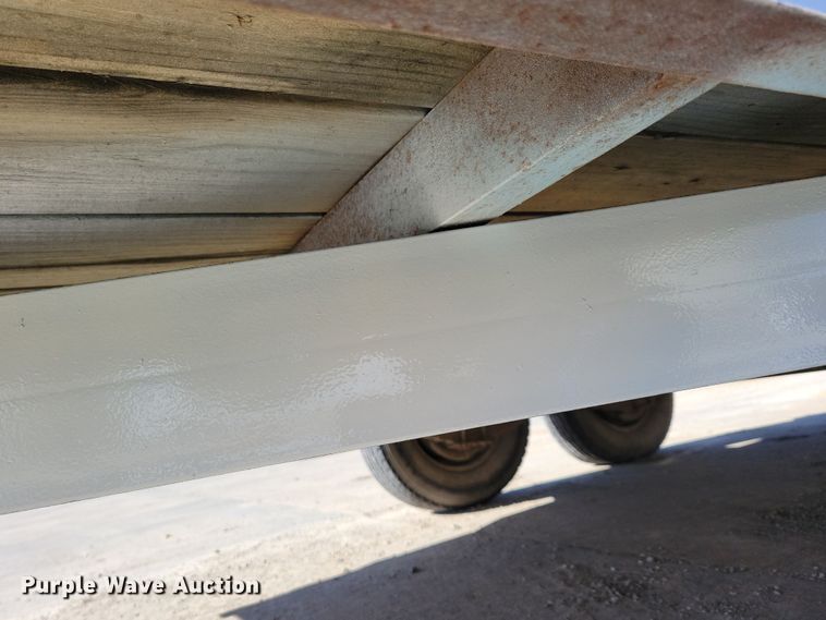 image for item DN3721 1993 Gold Star fuel trailer