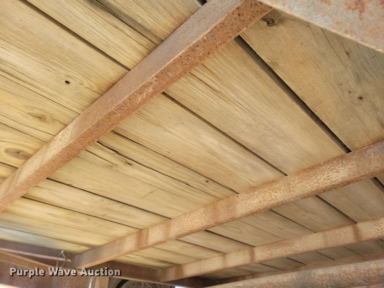 image for item DN3721 1993 Gold Star fuel trailer