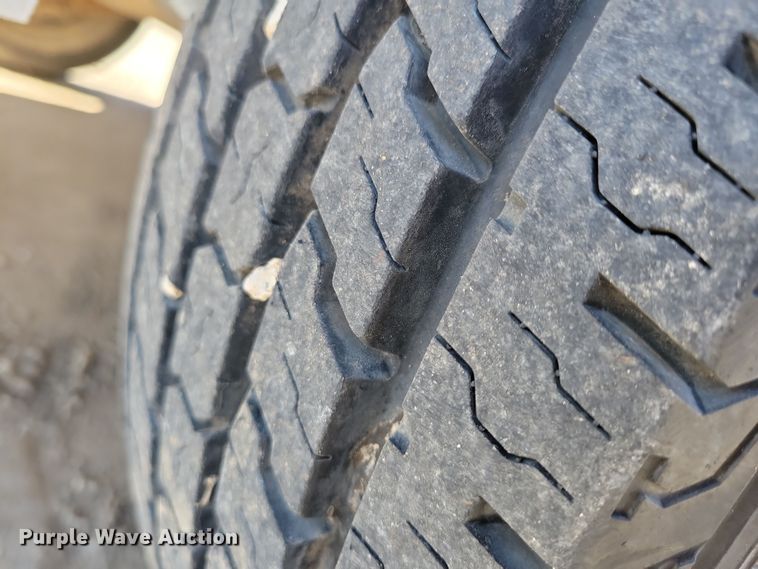 image for item DN3721 1993 Gold Star fuel trailer