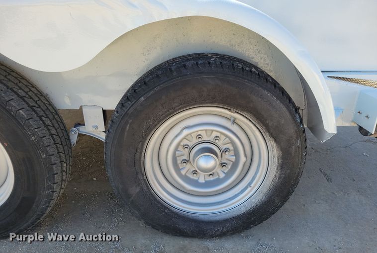 image for item DN3721 1993 Gold Star fuel trailer