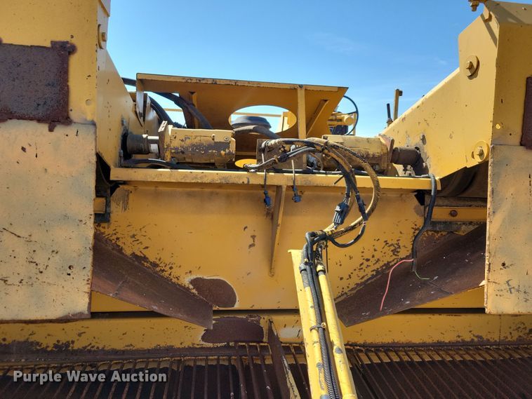 image for item DN3722 Rosco SPRHH chip spreader