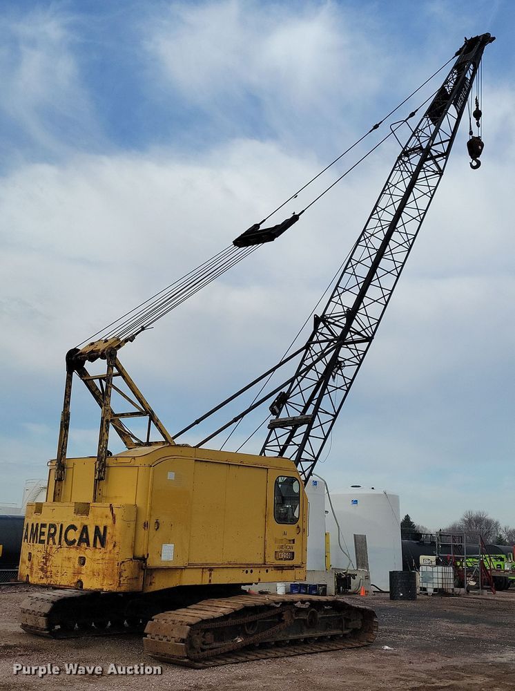 image for item DN3723 1969 American 4250 crane