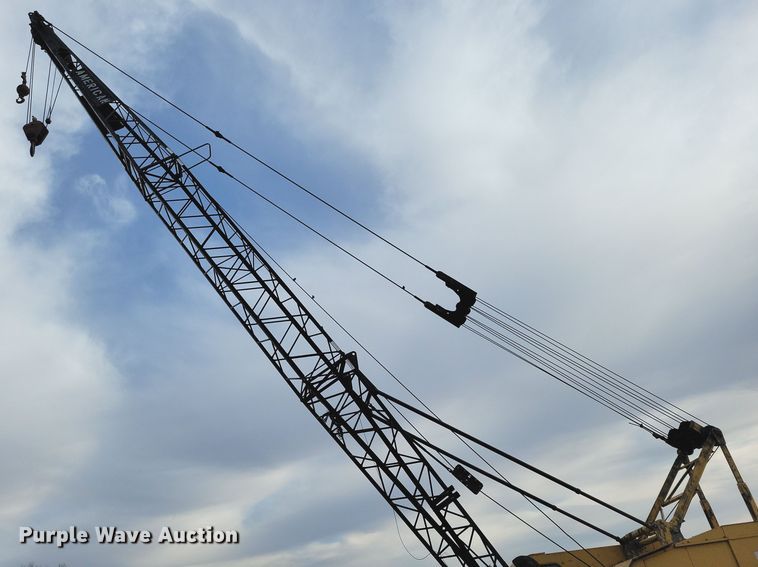 image for item DN3723 1969 American 4250 crane