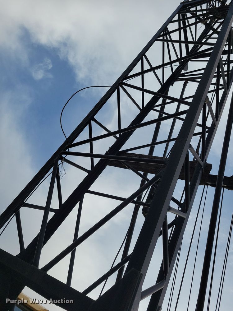 image for item DN3723 1969 American 4250 crane