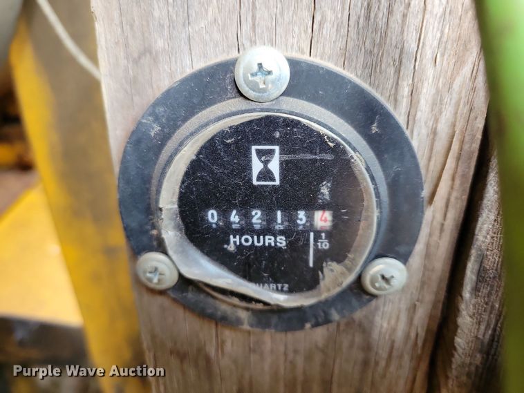 image for item DN3723 1969 American 4250 crane