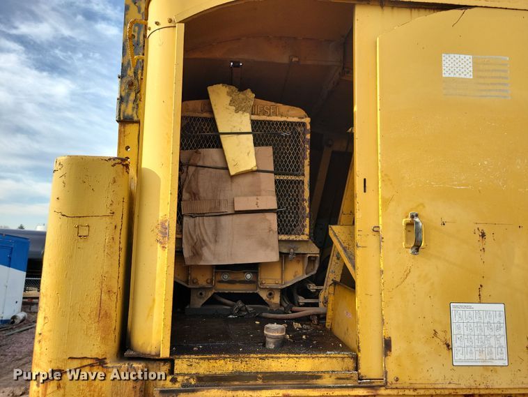 image for item DN3723 1969 American 4250 crane