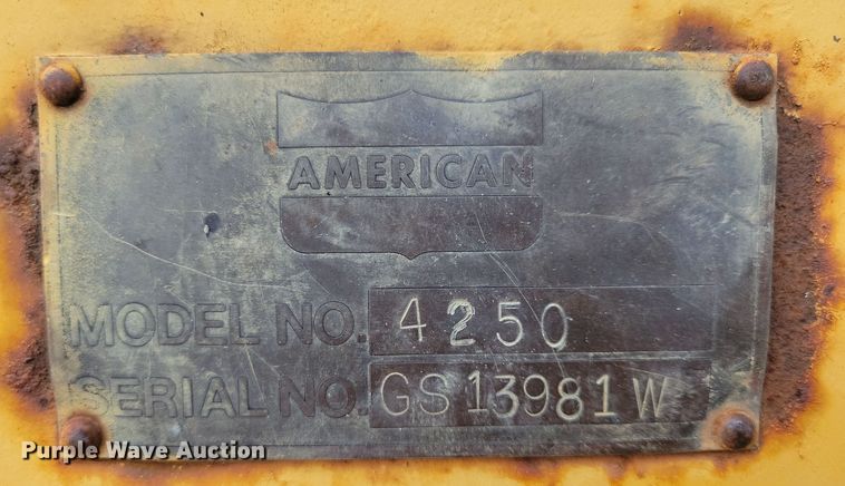 image for item DN3723 1969 American 4250 crane