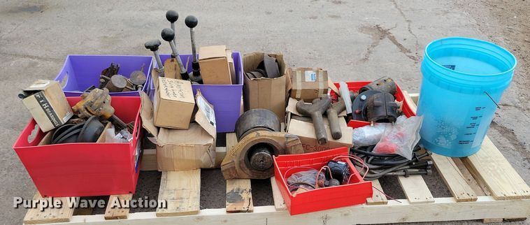 image for item DN3723 1969 American 4250 crane