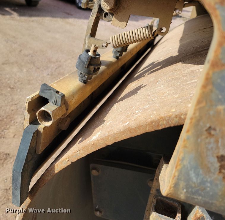 image for item DN3724 2014 Atlas Copco Dynapac CC1300 double drum roller