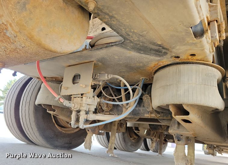 image for item DN3725 2014 Talbert 5048TA tilt deck equipment trailer