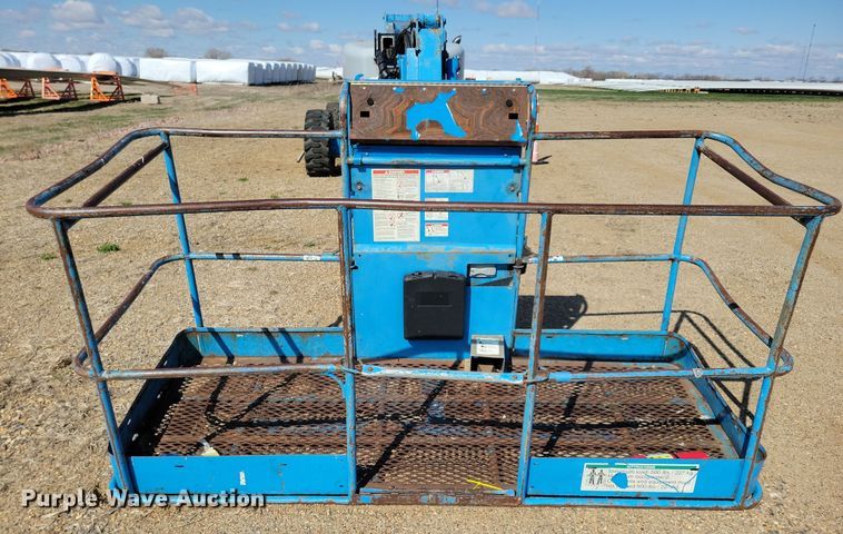 image for item DN3728 2008 Genie S-85 boom lift