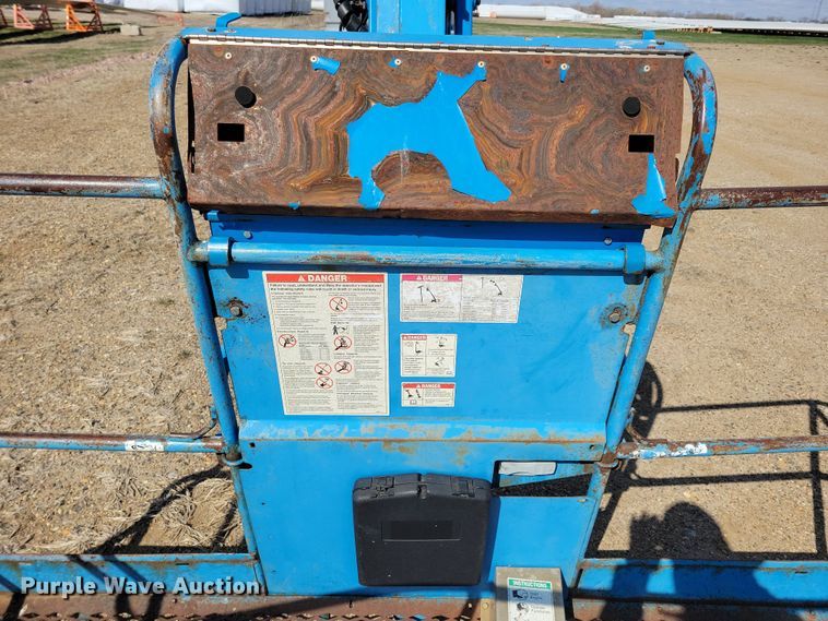 image for item DN3728 2008 Genie S-85 boom lift