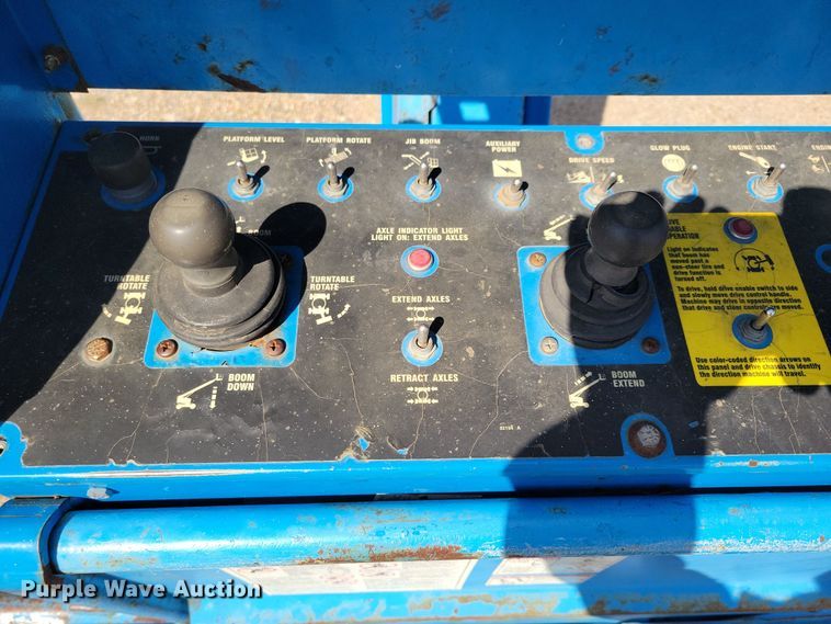 image for item DN3728 2008 Genie S-85 boom lift