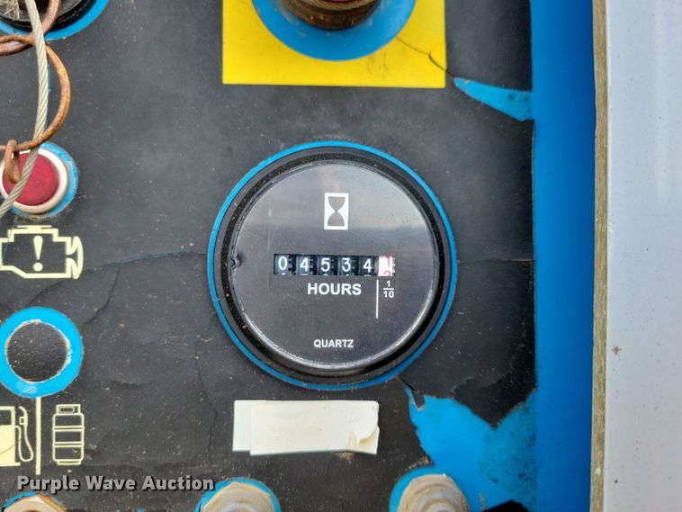 image for item DN3728 2008 Genie S-85 boom lift