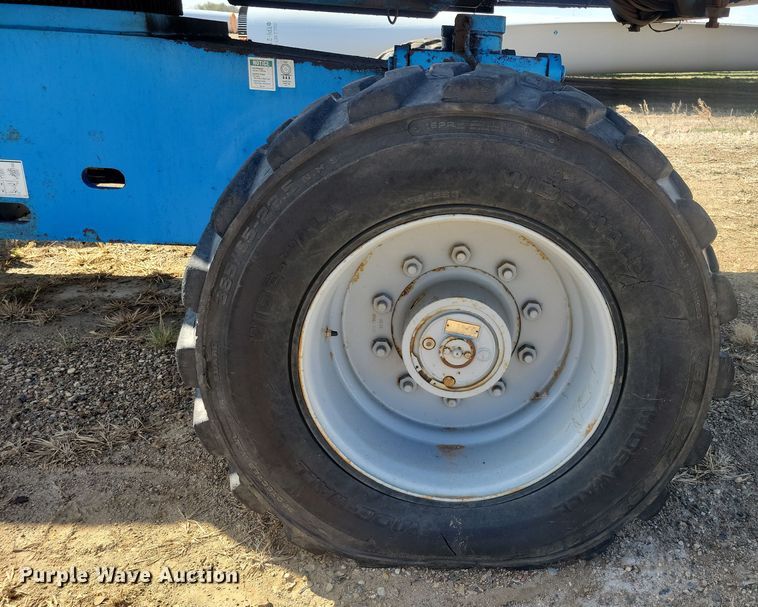 image for item DN3728 2008 Genie S-85 boom lift