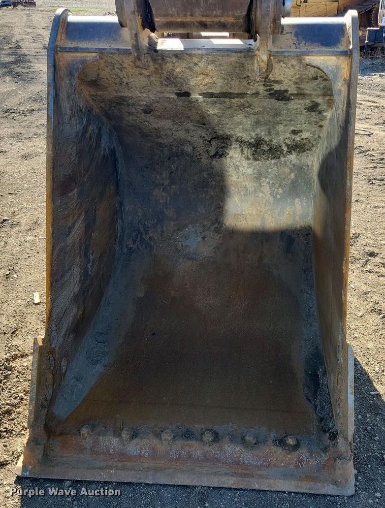 image for item DN3731 1999 Caterpillar 325BL excavator