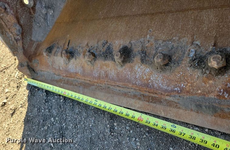 image for item DN3731 1999 Caterpillar 325BL excavator