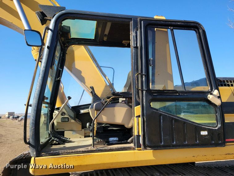 image for item DN3731 1999 Caterpillar 325BL excavator