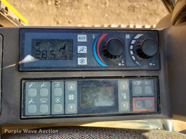 image for item DN3731 1999 Caterpillar 325BL excavator