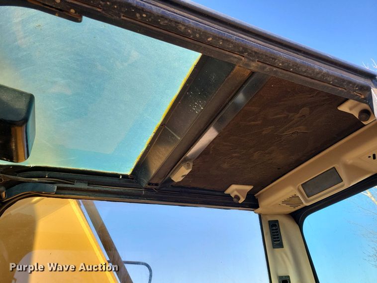 image for item DN3731 1999 Caterpillar 325BL excavator