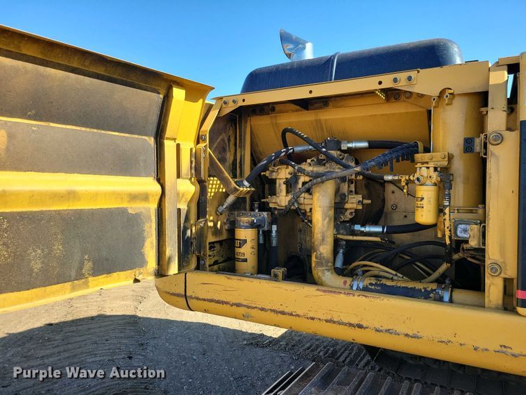 image for item DN3731 1999 Caterpillar 325BL excavator