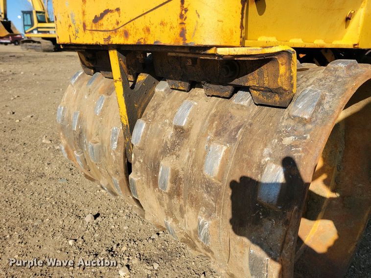 image for item DN3732 1991 Vermeer TC23-33 trench compactor