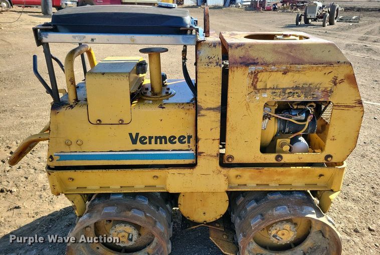 image for item DN3732 1991 Vermeer TC23-33 trench compactor
