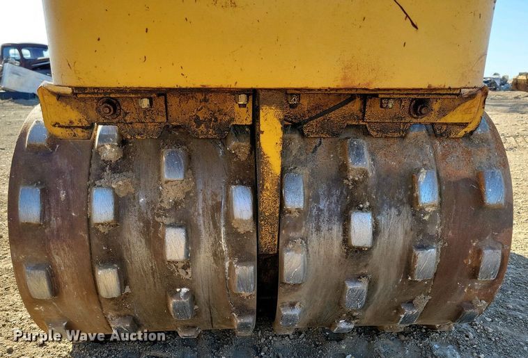 image for item DN3732 1991 Vermeer TC23-33 trench compactor