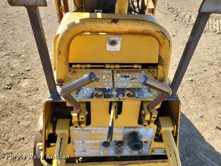 image for item DN3732 1991 Vermeer TC23-33 trench compactor