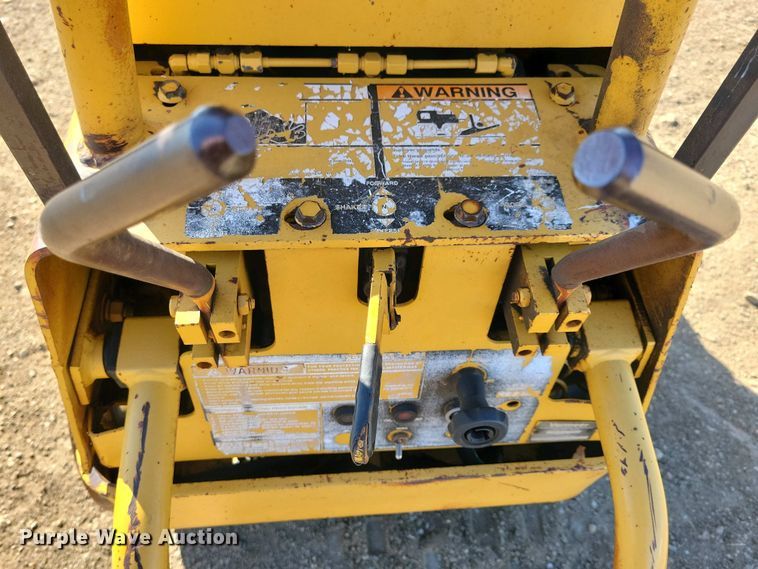 image for item DN3732 1991 Vermeer TC23-33 trench compactor