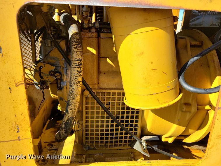 image for item DN3732 1991 Vermeer TC23-33 trench compactor