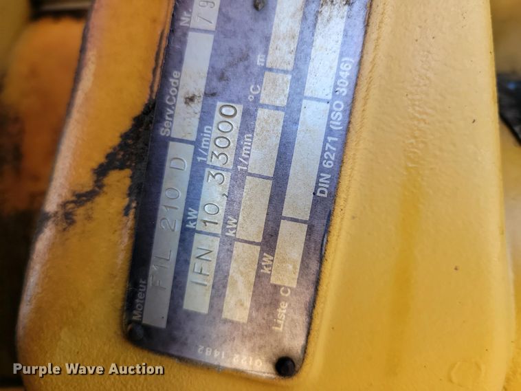 image for item DN3732 1991 Vermeer TC23-33 trench compactor