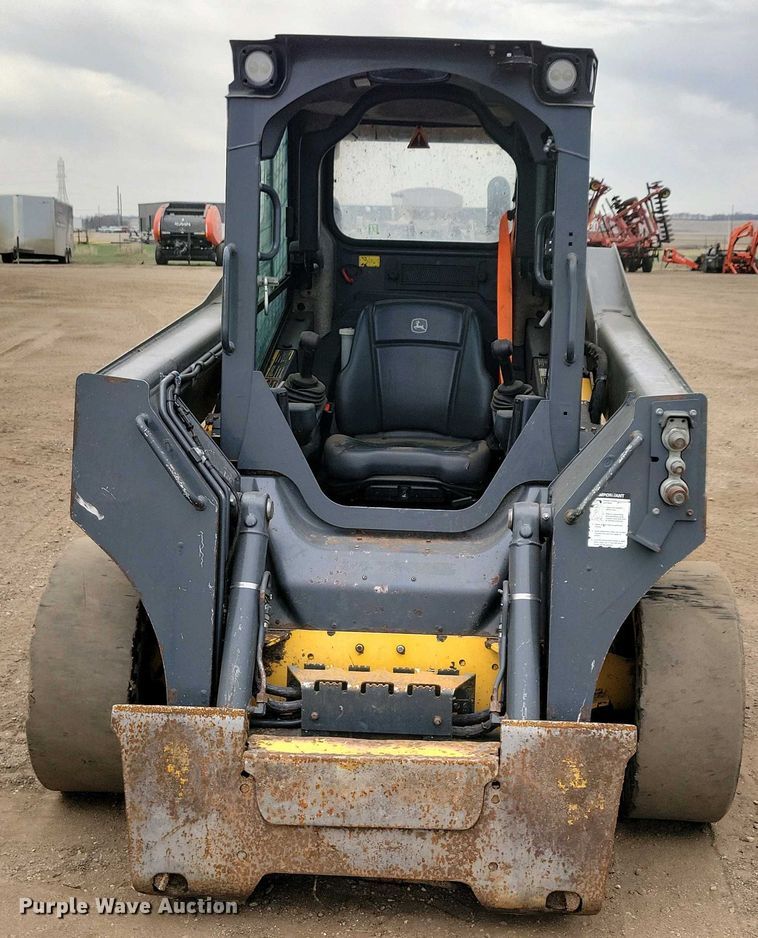 image for item DN3738 2023 John Deere 320G skid steer loader
