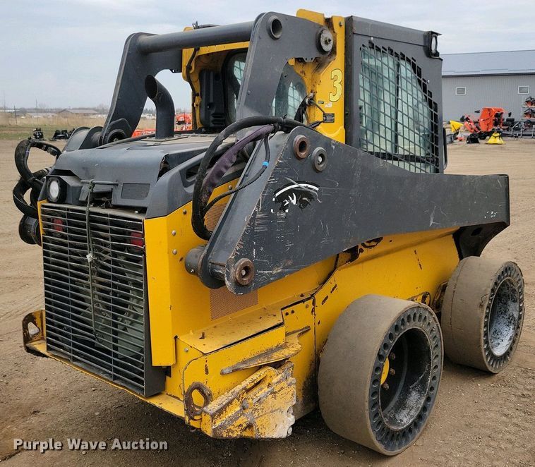 image for item DN3738 2023 John Deere 320G skid steer loader