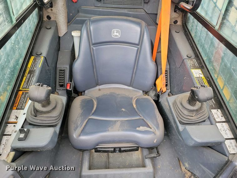 image for item DN3738 2023 John Deere 320G skid steer loader