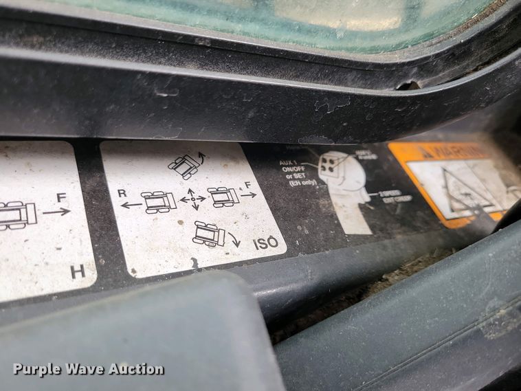 image for item DN3738 2023 John Deere 320G skid steer loader