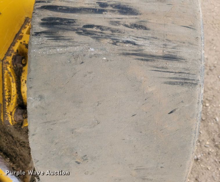 image for item DN3738 2023 John Deere 320G skid steer loader