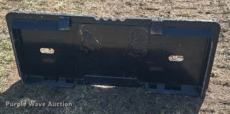 image for item DO0674 Kit Containers QT-RD skid steer rock digger