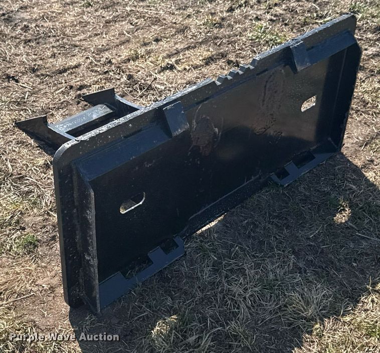 image for item DO0674 Kit Containers QT-RD skid steer rock digger