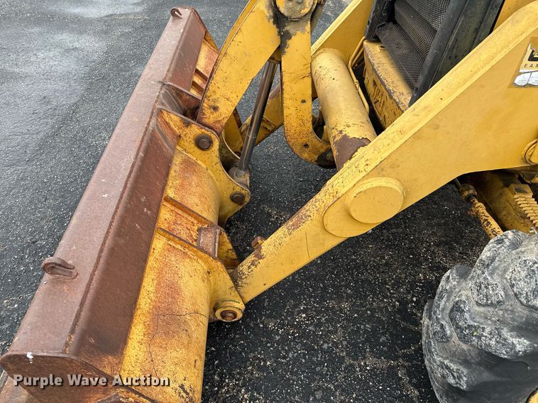 image for item DO0742 2000 Caterpillar 416C backhoe